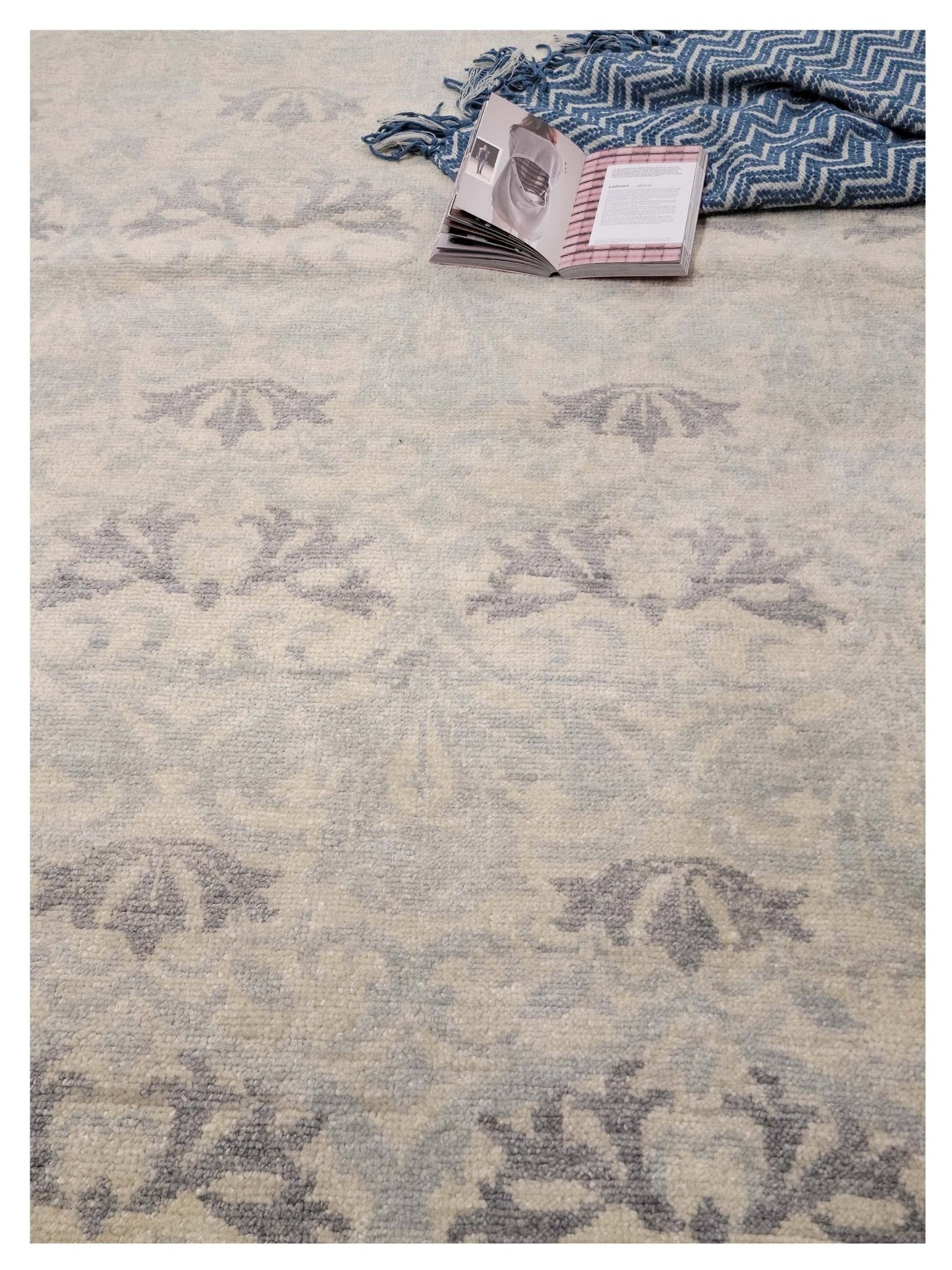 Artisan Amanda Lt.Grey Transitional Knotted Rug - Rugs - Artisan - Atlanta Designer Rugs