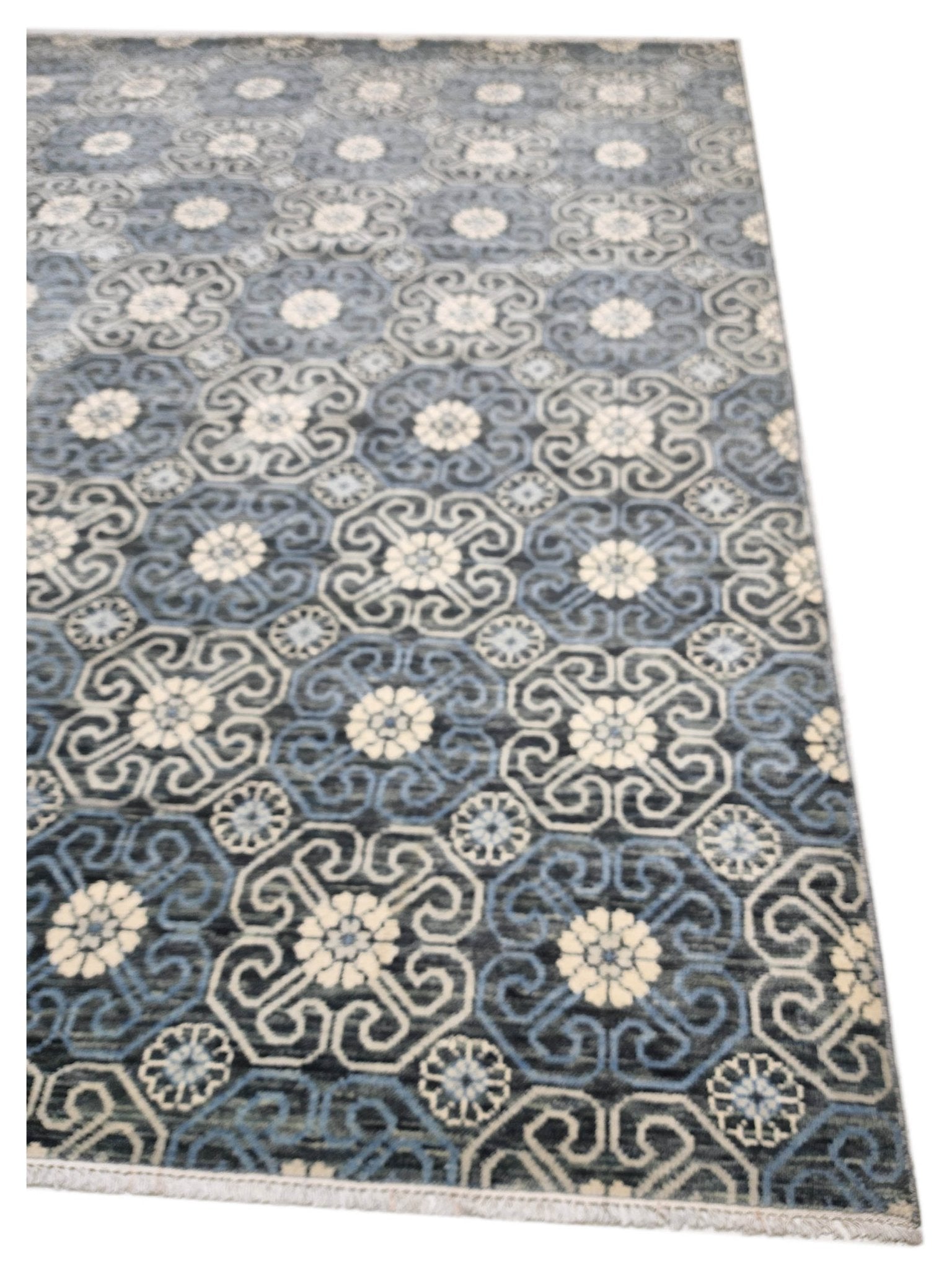 Artisan Amanda Grey Beige Traditional Knotted Rug - Rugs - Artisan - Atlanta Designer Rugs