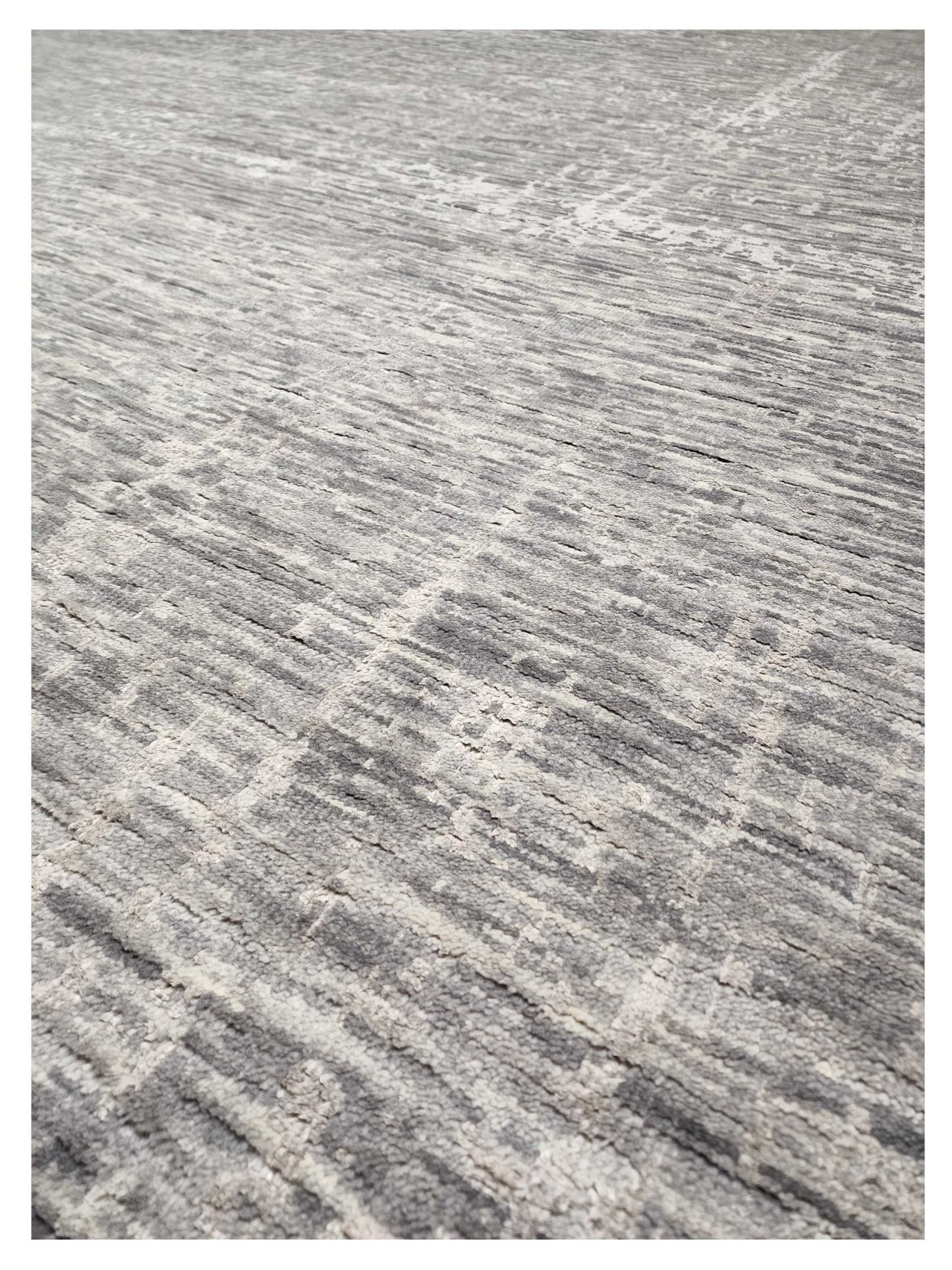 Artisan Arast Grey Beige Transitional Knotted Rug - Rugs - Artisan - Atlanta Designer Rugs