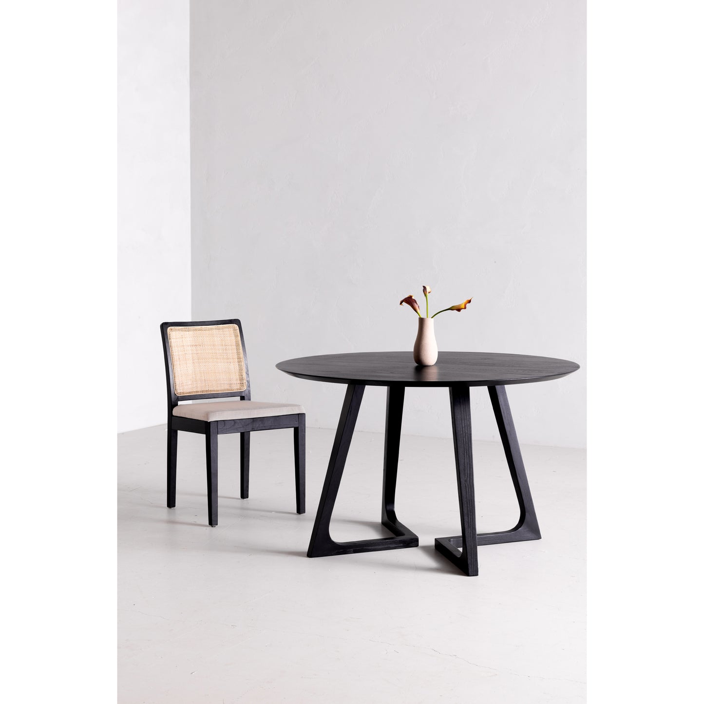 Moes Home Dining Tables Godenza Black Mid-Century Modern Furniture