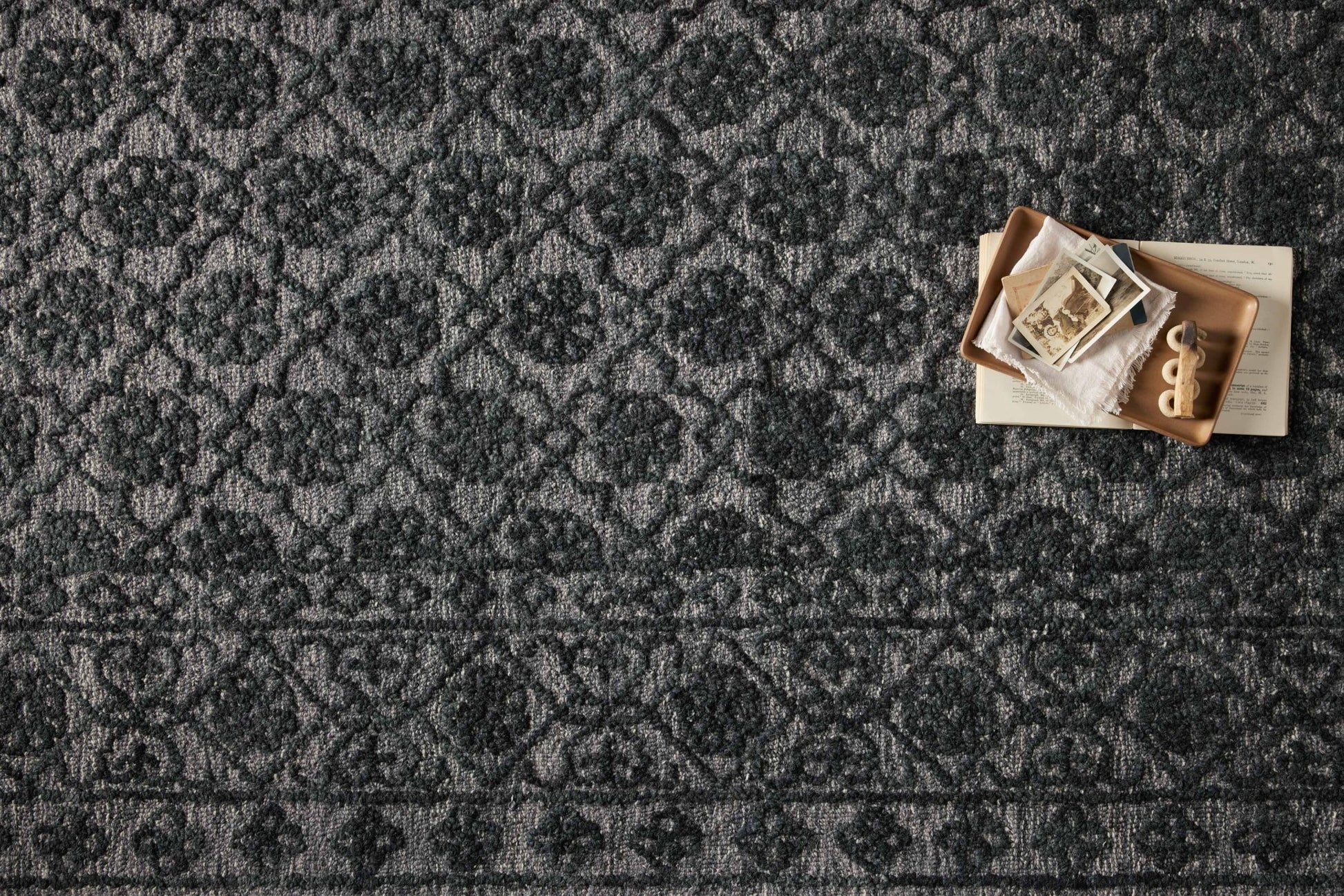 Loloi CECELIA CEC - 01 Smoke Dk. Grey Contemporary Hand Tufted Rug - Rugs - Loloi - Atlanta Designer Rugs