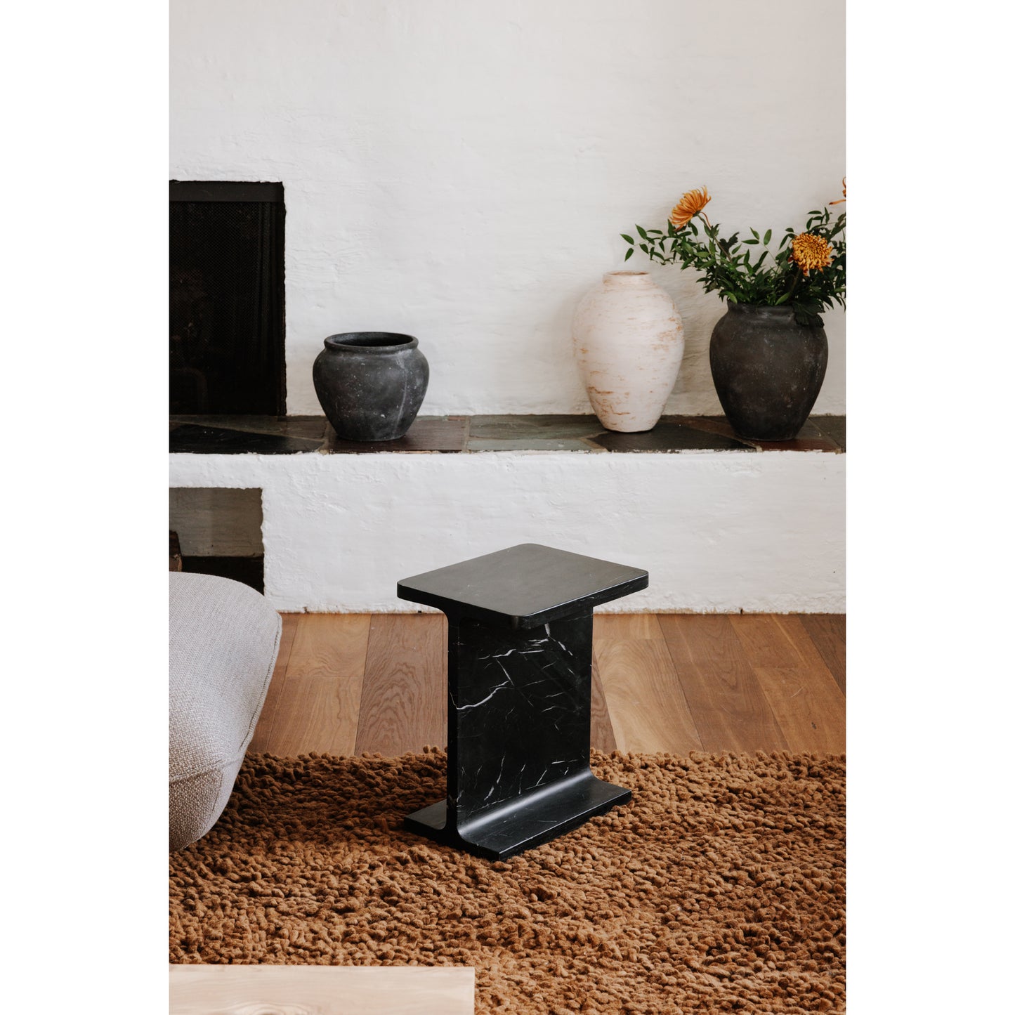 Moes Home Accent Tables Tullia Black Modern Furniture