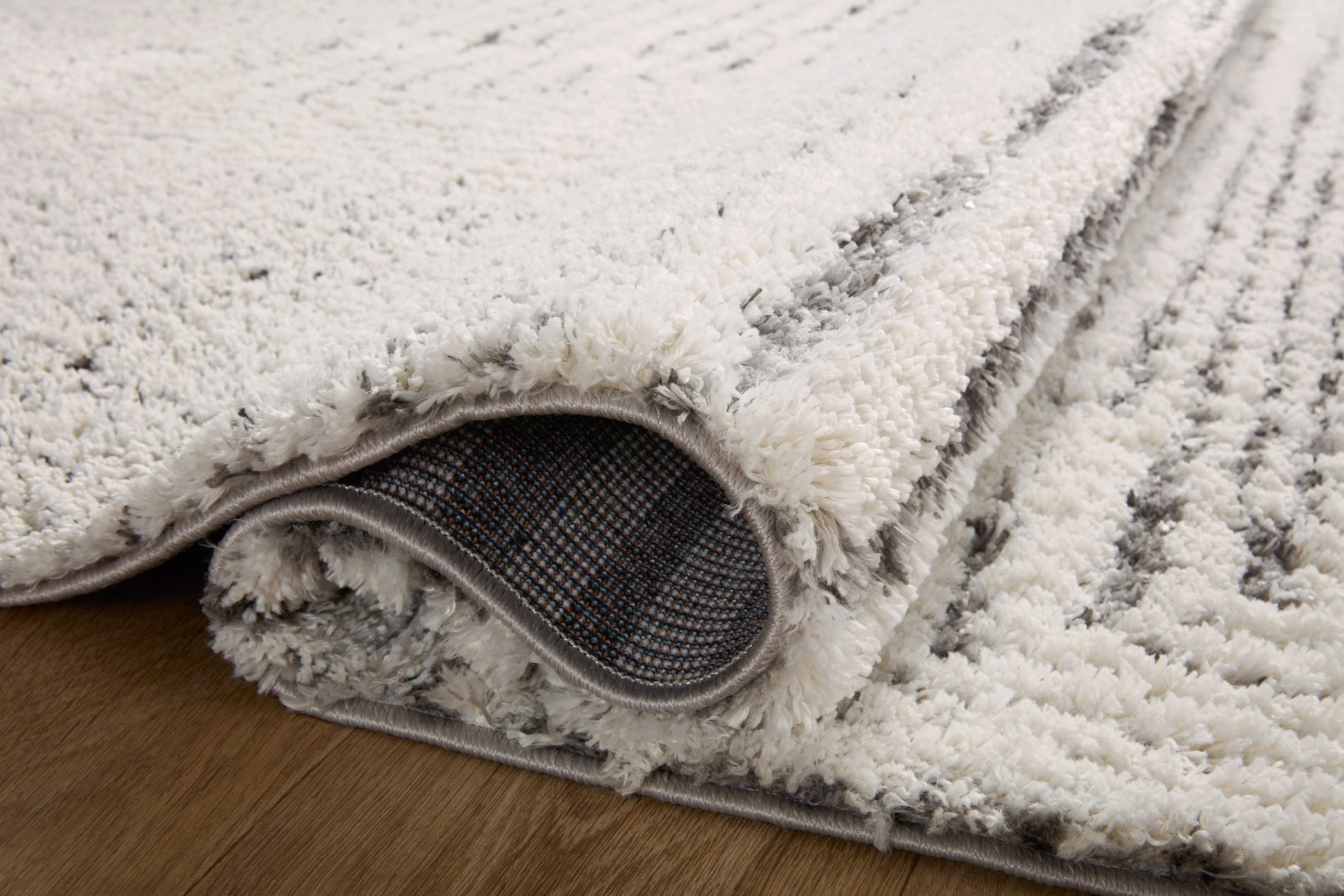 Loloi Levitt Shag LEV-02 Ivory Grey Shag Power Loomed Rug