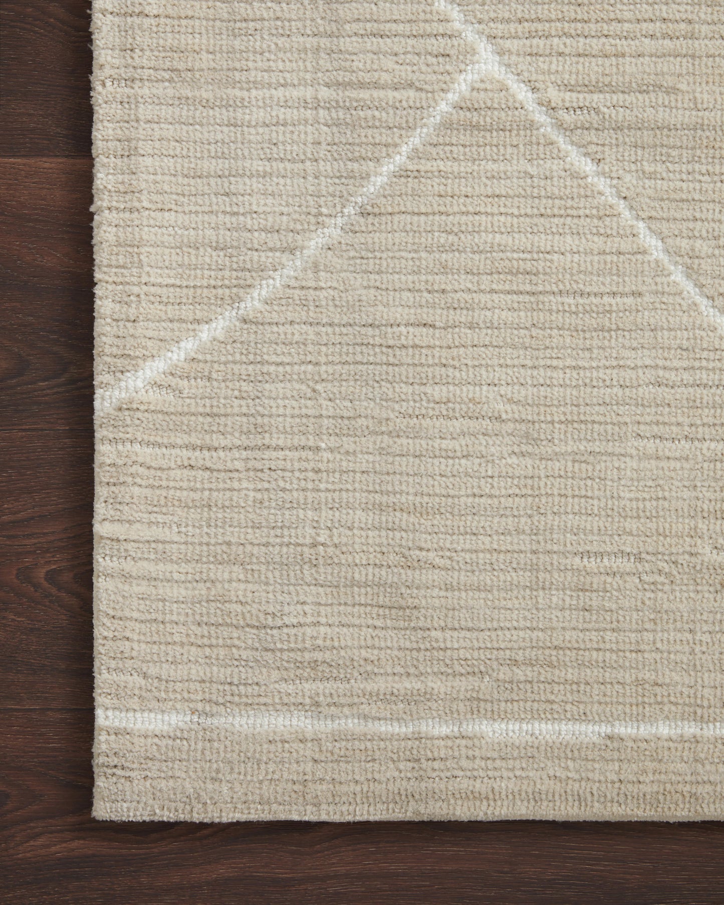 Magnolia Home Logan LOG-01 Oatmeal White Transitional Power Loomed Rug