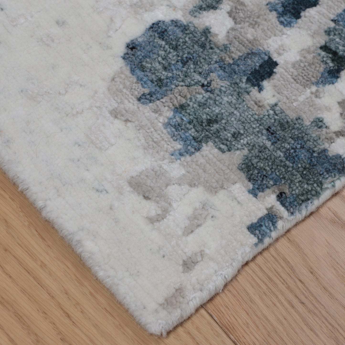 Artisan Mary Ivory Aqua Contemporary Knotted Rug - Rugs - Artisan - Atlanta Designer Rugs