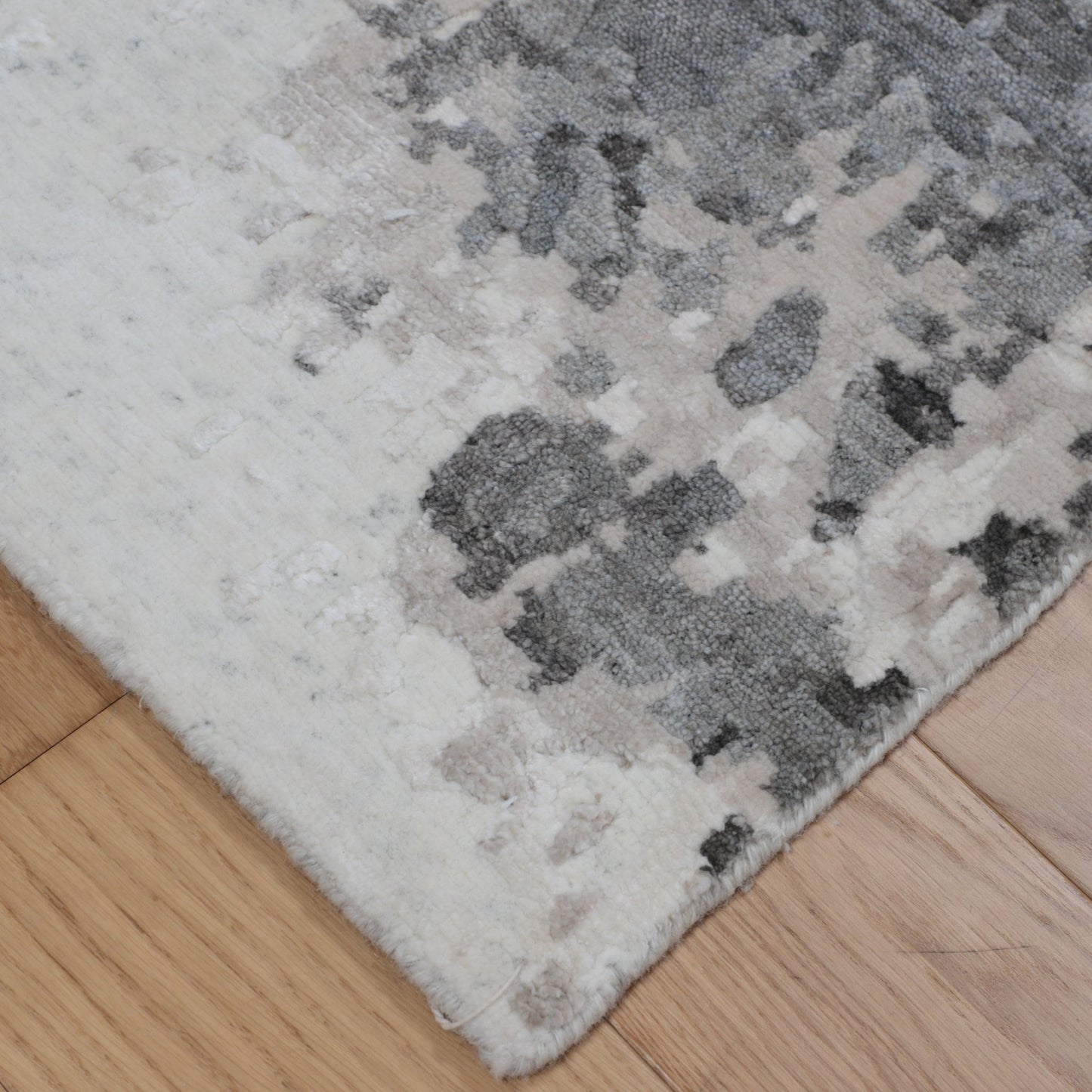 Artisan Mary Ivory Grey Contemporary Knotted Rug - Rugs - Artisan - Atlanta Designer Rugs