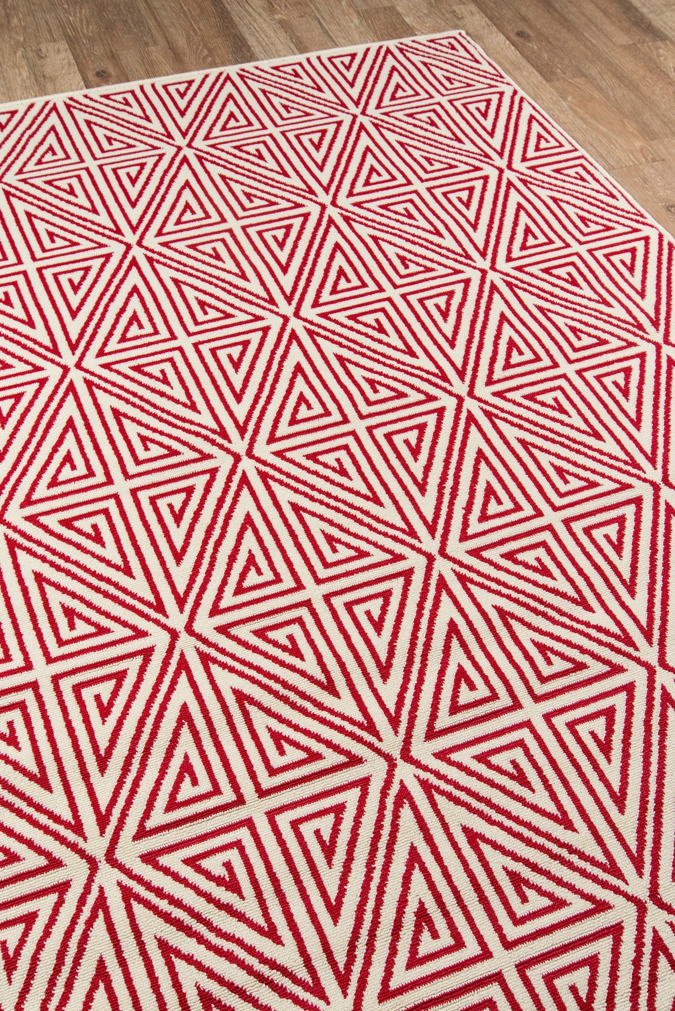 Momeni Baja BAJ-4 Red Contemporary Machine Made Rug