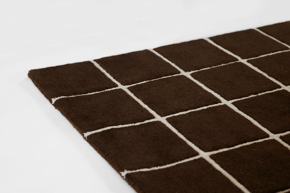 Momeni Form FRM-3 Brown Contemporary Hand Tufted Rug