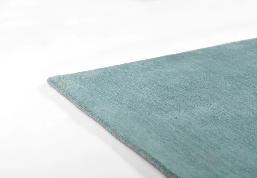 Momeni Ombre OMB-1 Blue Contemporary Hand Loomed Rug