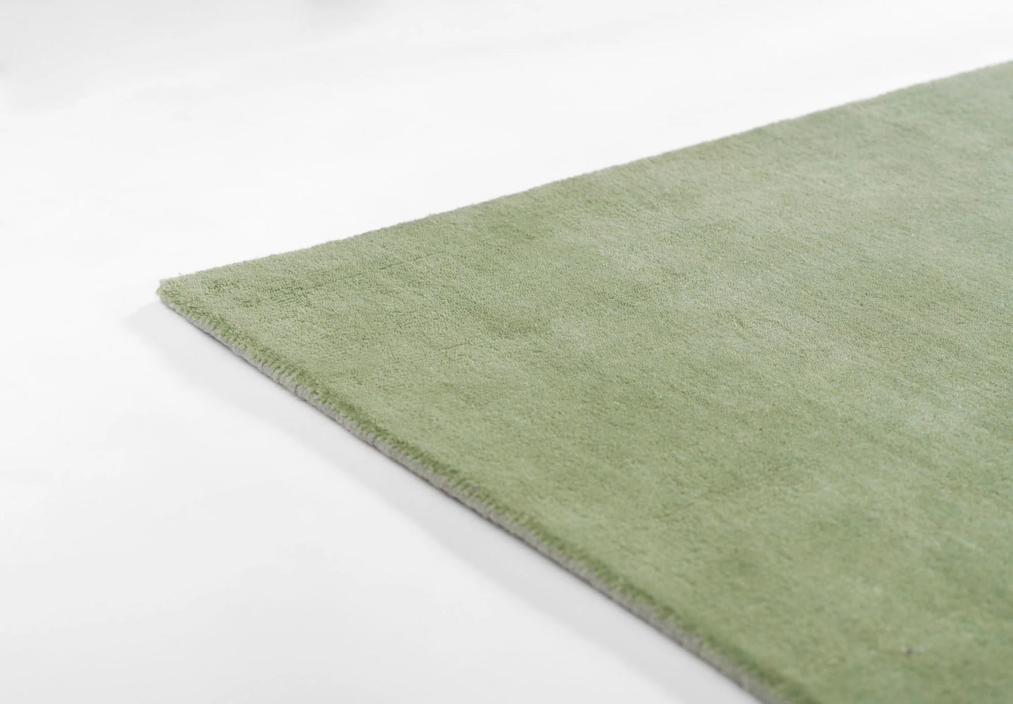 Momeni Ombre OMB-1 Green Contemporary Hand Loomed Rug