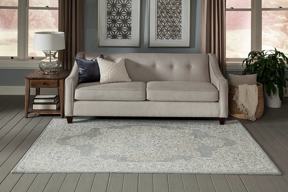 Momeni Valencia VAL-1 Light Blue Traditional Hand Tufted Rug