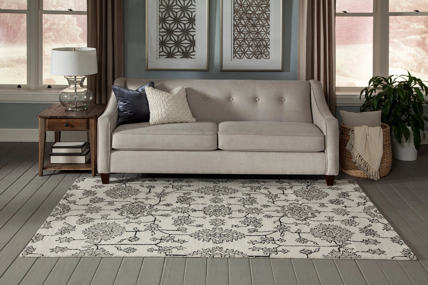 Momeni Valencia VAL-4 Ivory Transitional Hand Tufted Rug