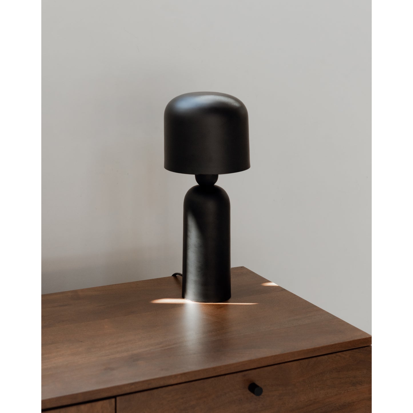 Moes Home Table Lamps Echo Black Contemporary Furniture