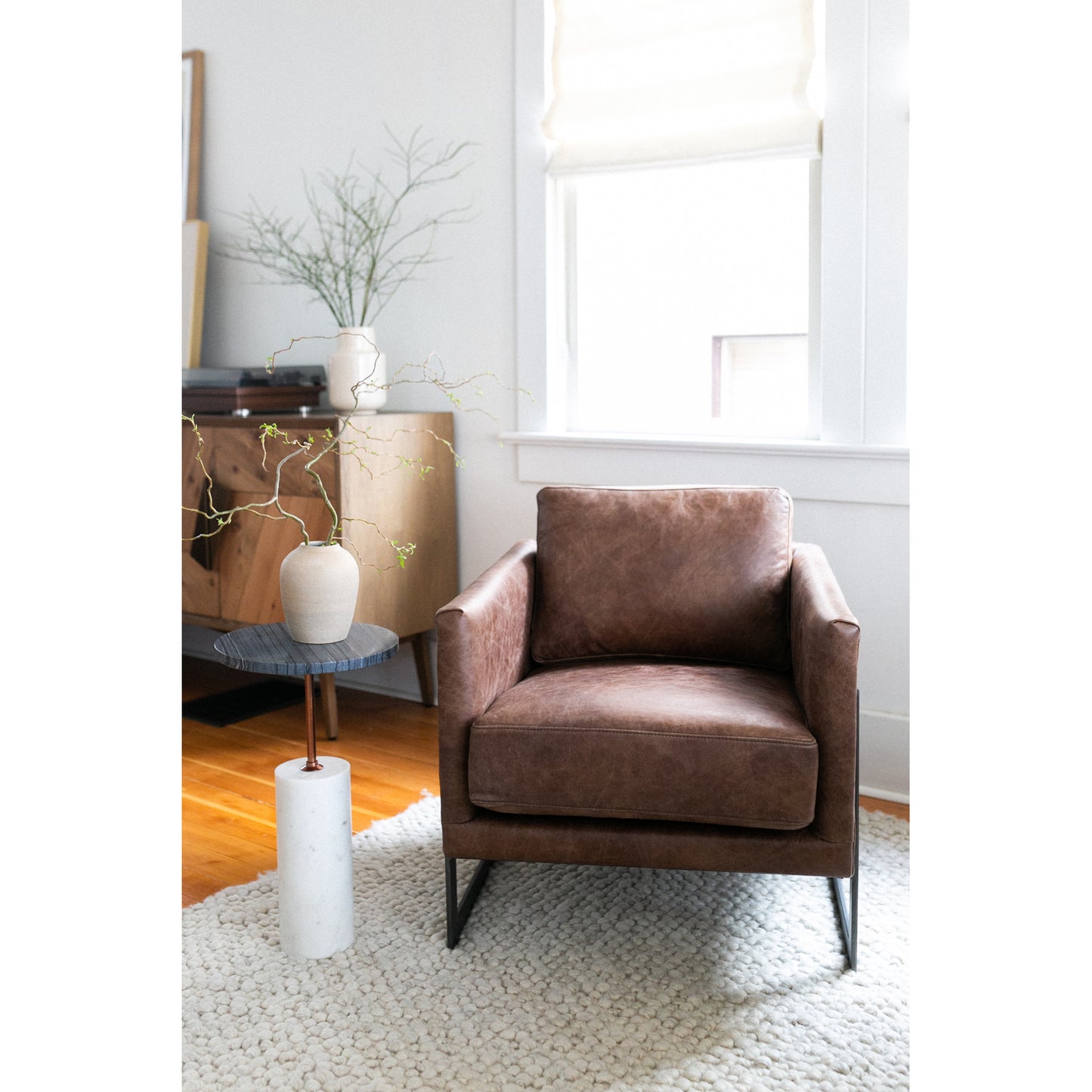 Moes Home Accent Chairs Luxley Brown Modern Furniture