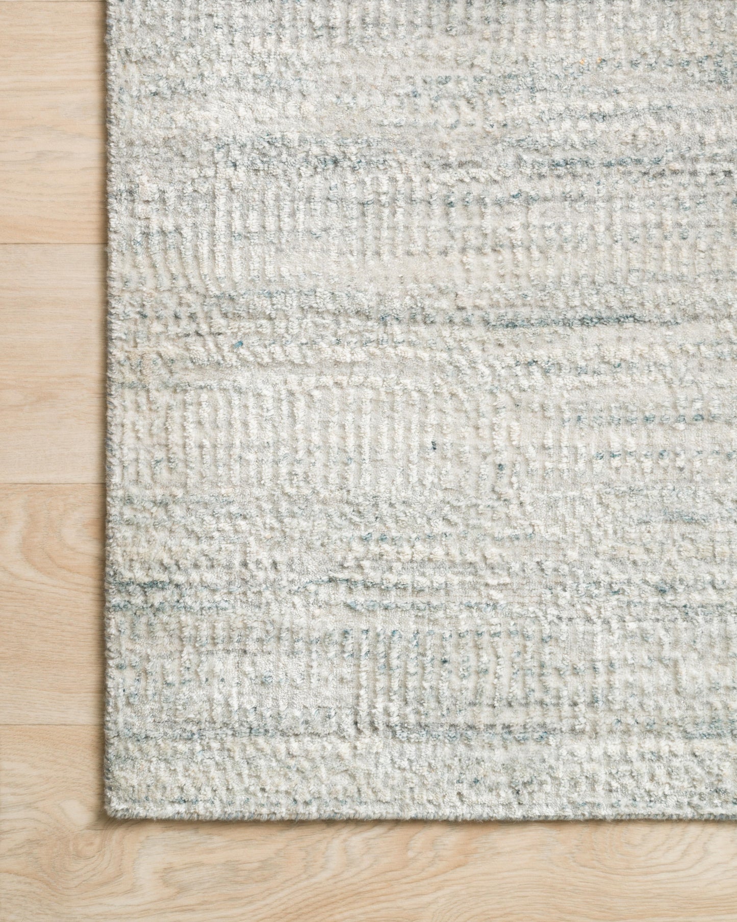 Loloi ROBIN ROB-01 Silver Contemporary Hand Loomed Rug