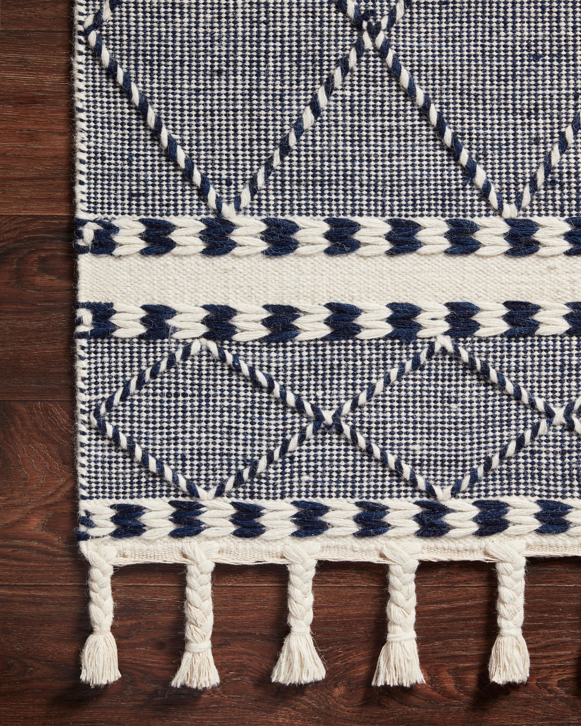 Loloi II Sawyer SAW-02 Navy Contemporary Hand Loomed Rug