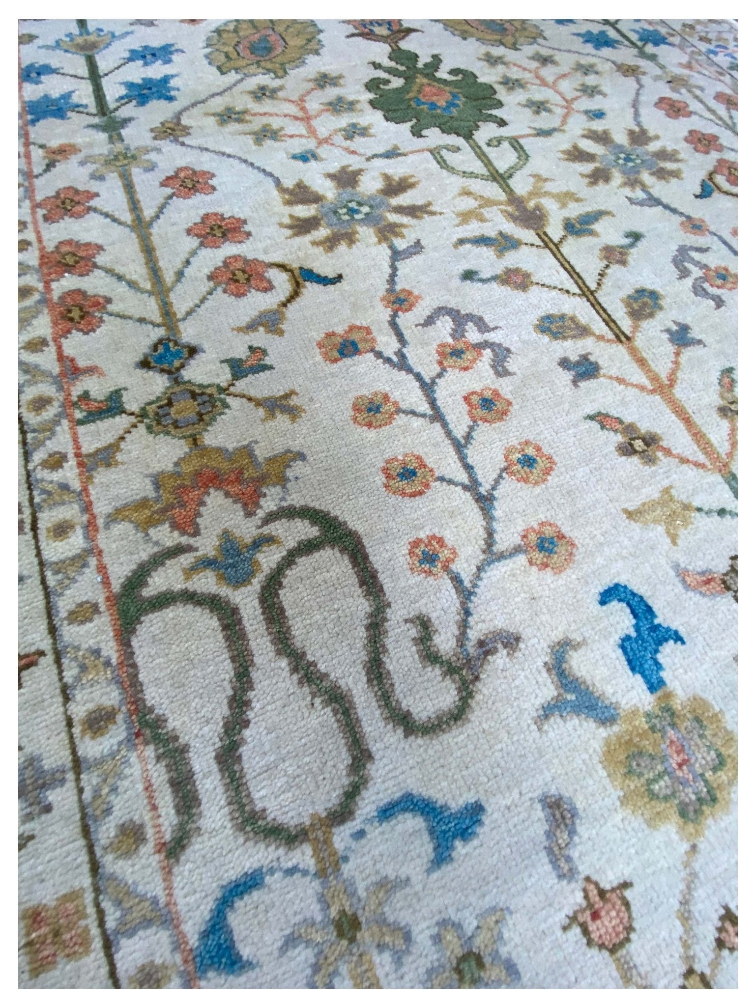 Artisan Cameron Ivory Traditional Knotted Rug - Rugs - Artisan - Atlanta Designer Rugs