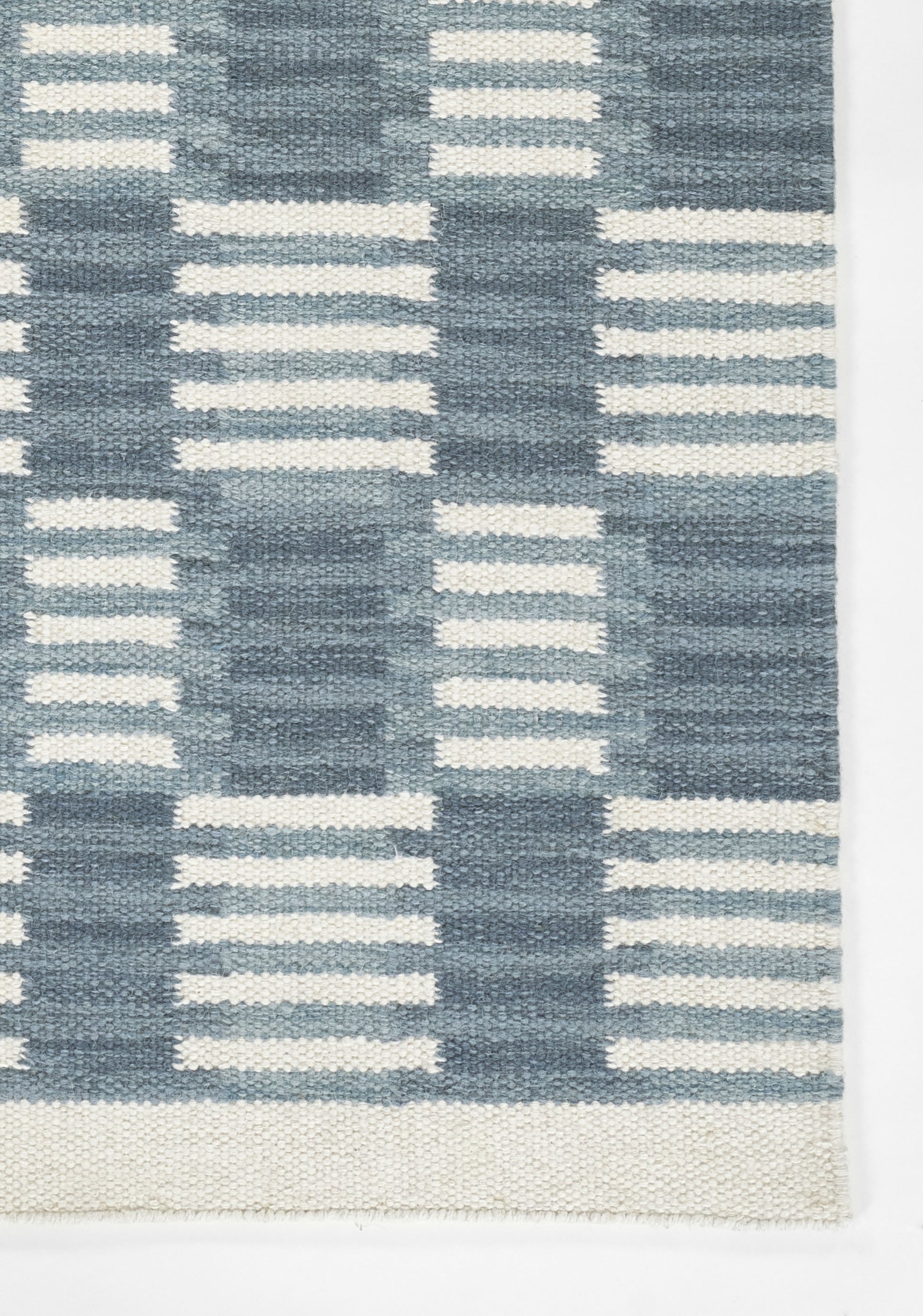 Momeni Scandi  Blue  Contemporary