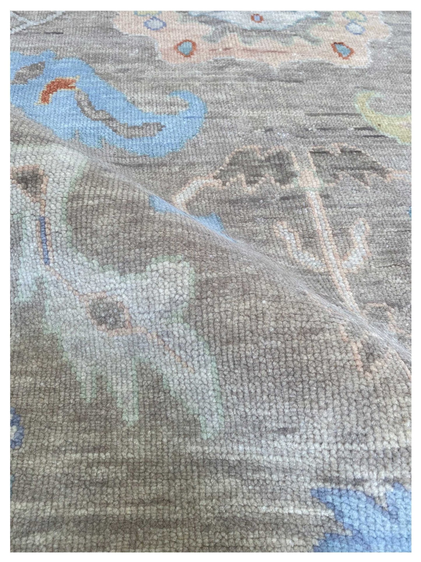 Artisan Blossom - 2 Lt.Brown Ivory Traditional Knotted Rug - Rugs - Artisan - Atlanta Designer Rugs