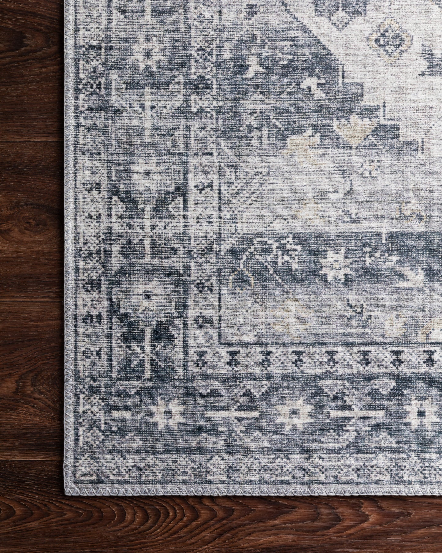 Loloi II Skye SKY-02 Silver Grey Traditional Power Loomed Rug