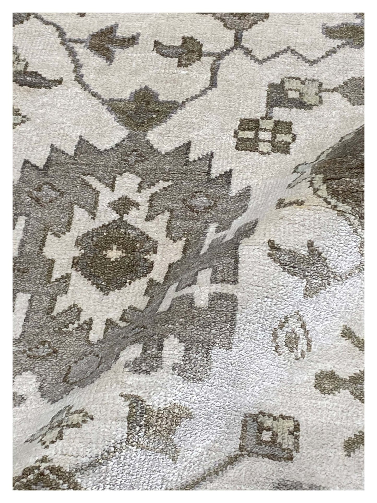 Artisan Emma Ivory Camel Traditional Knotted Rug - Rugs - Artisan - Atlanta Designer Rugs