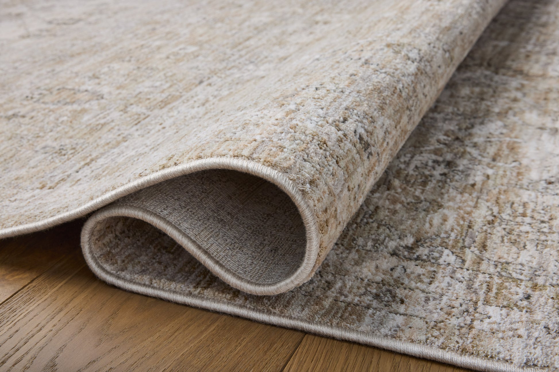 Loloi II Tabitha TAI-03 Ivory Khaki Traditional Power Loomed Rug