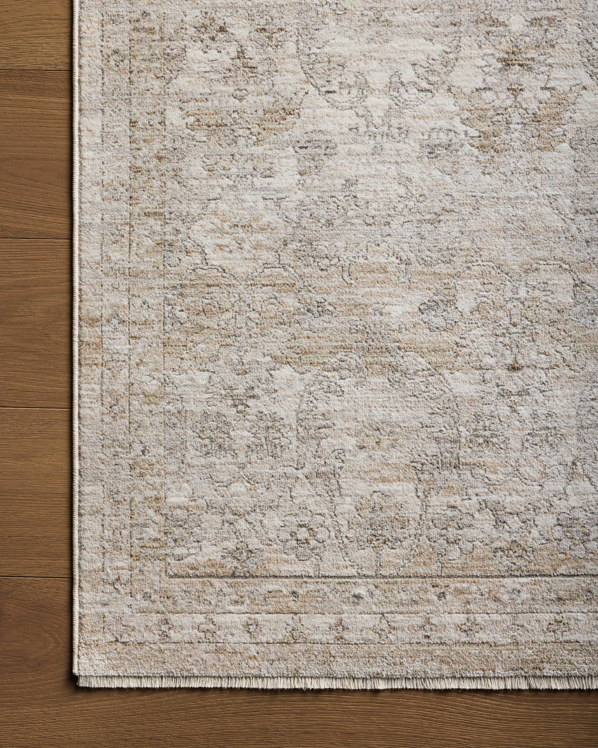 Loloi II Tabitha TAI-03 Ivory Khaki Traditional Power Loomed Rug