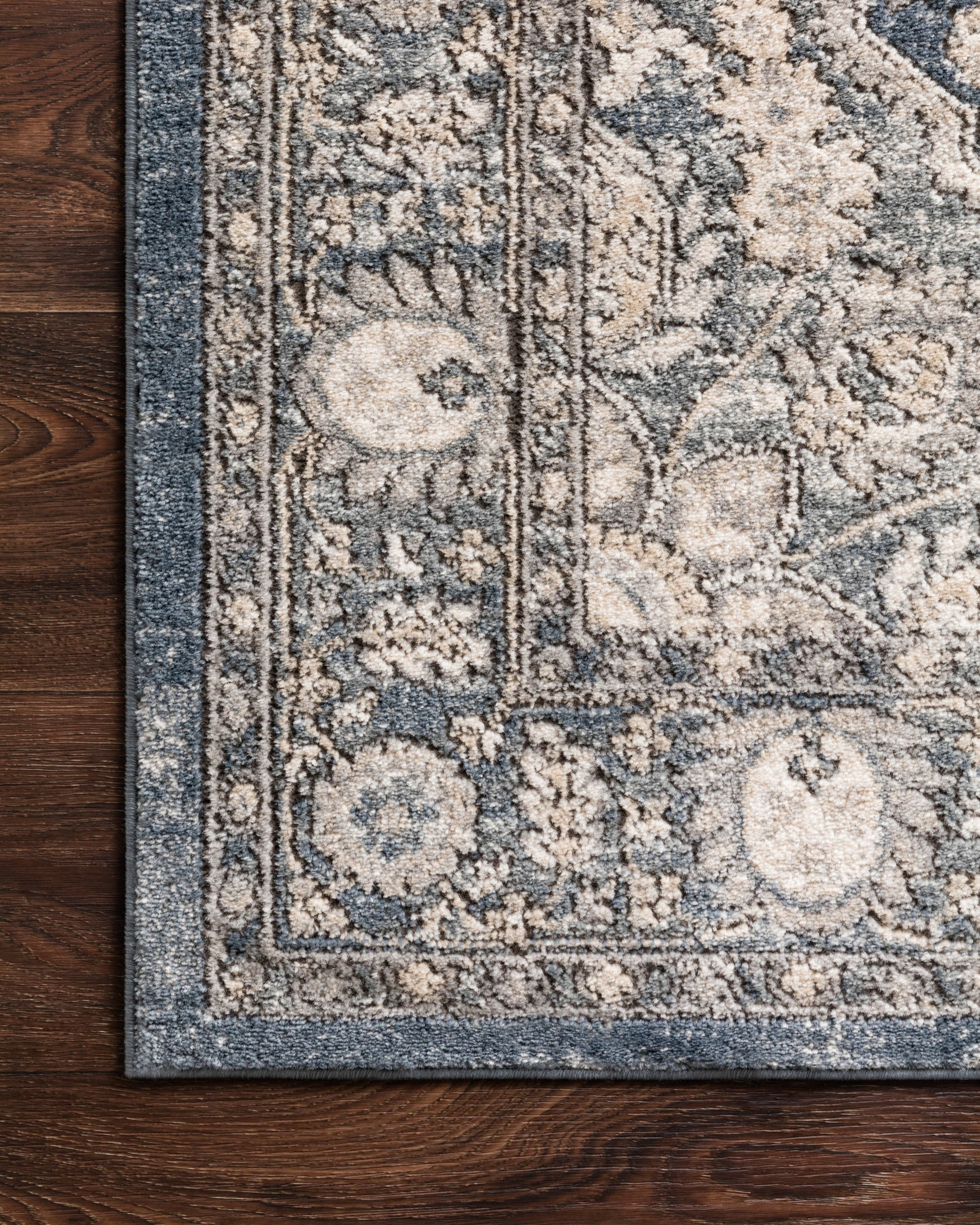 Loloi II Teagan TEA-01 Denim Mist Traditional Power Loomed Rug