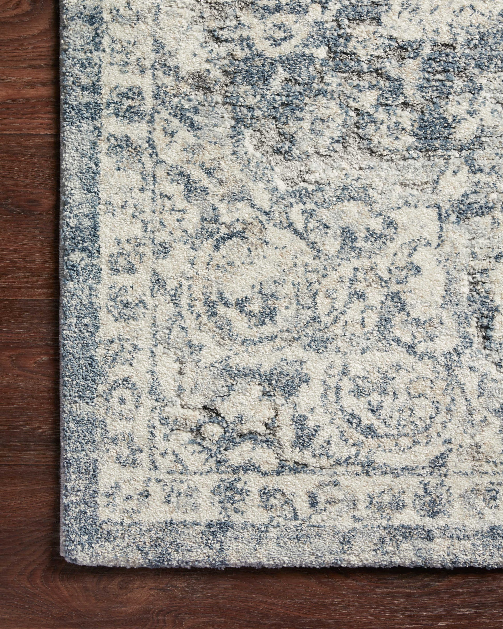 Loloi Theory THY-02 Ivory Blue Transitional Power Loomed Rug