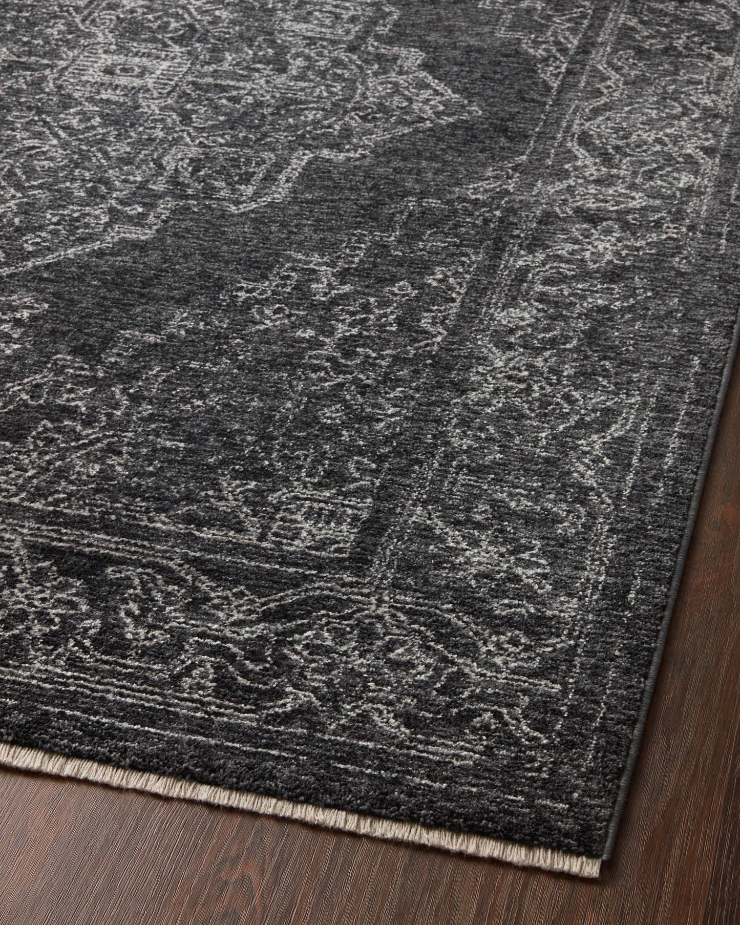 Loloi II Vance VAN-03 Charcoal Dove Traditional Power Loomed Rug