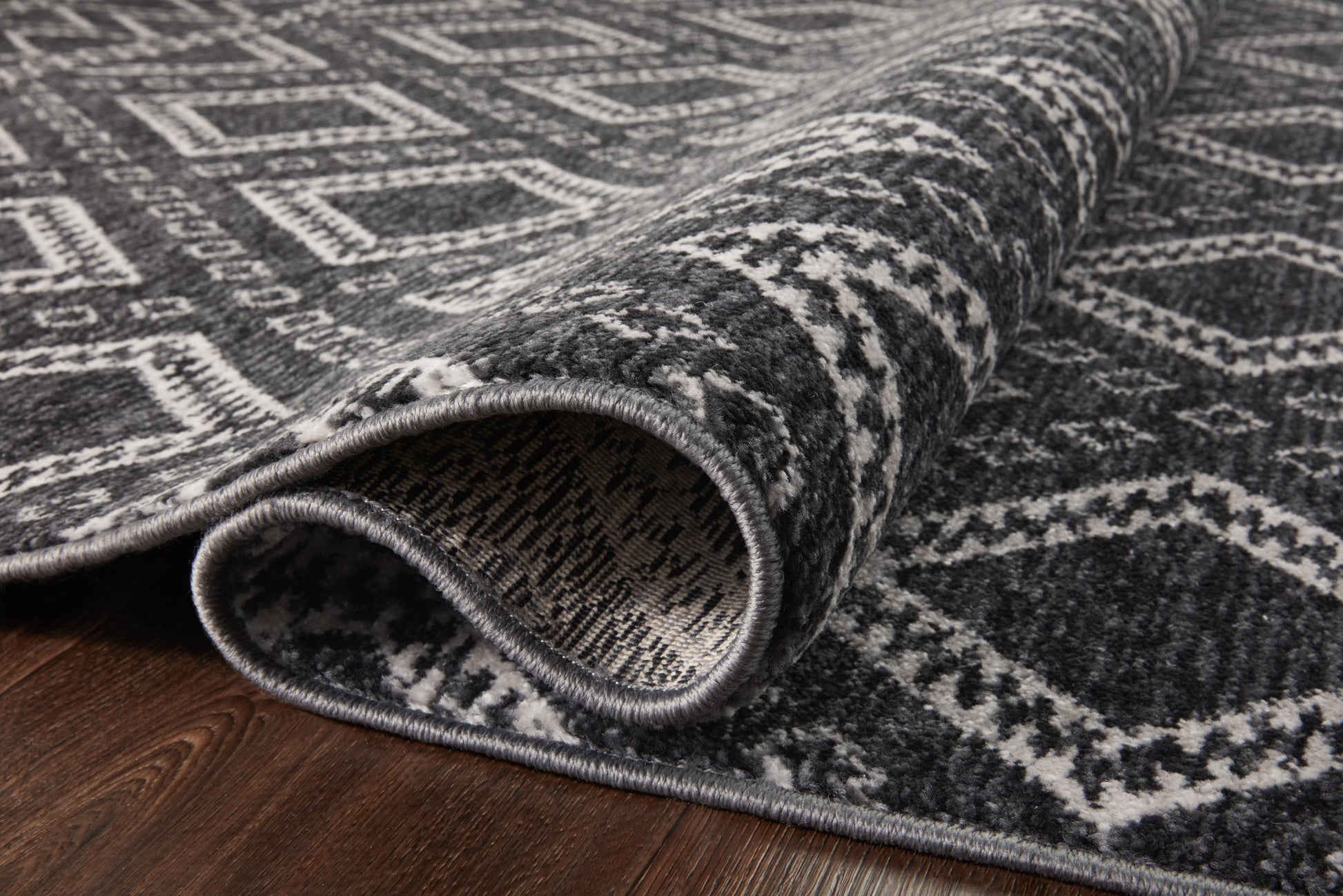 Loloi II Vance VAN-05 Charcoal Dove Traditional Power Loomed Rug