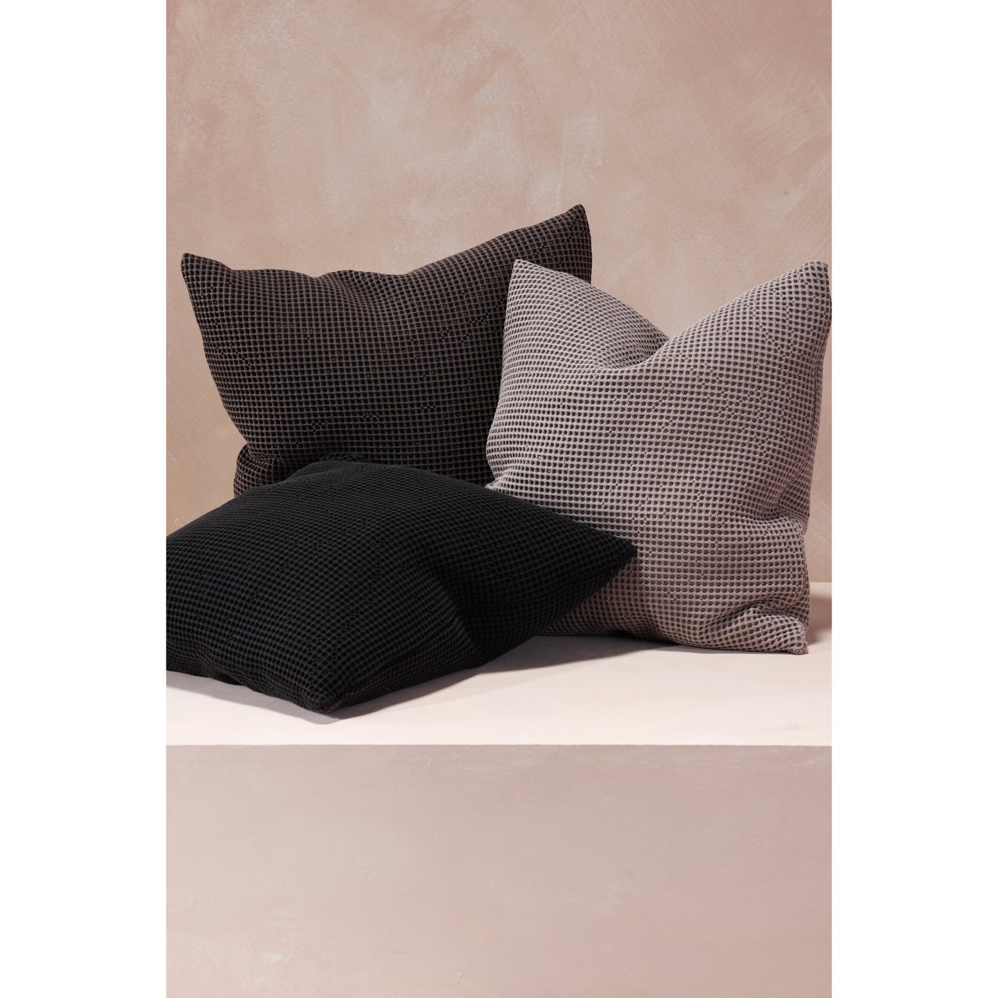 Moes Home Pillows Ria Black  Furniture