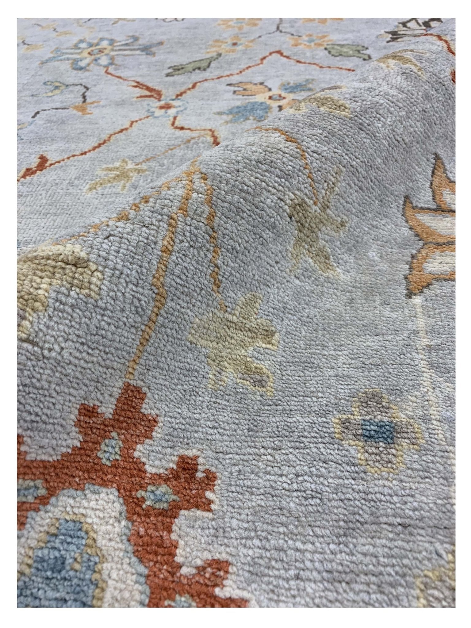 Artisan Julie Lt.Grey Beige Transitional Knotted Rug - Rugs - Artisan - Atlanta Designer Rugs