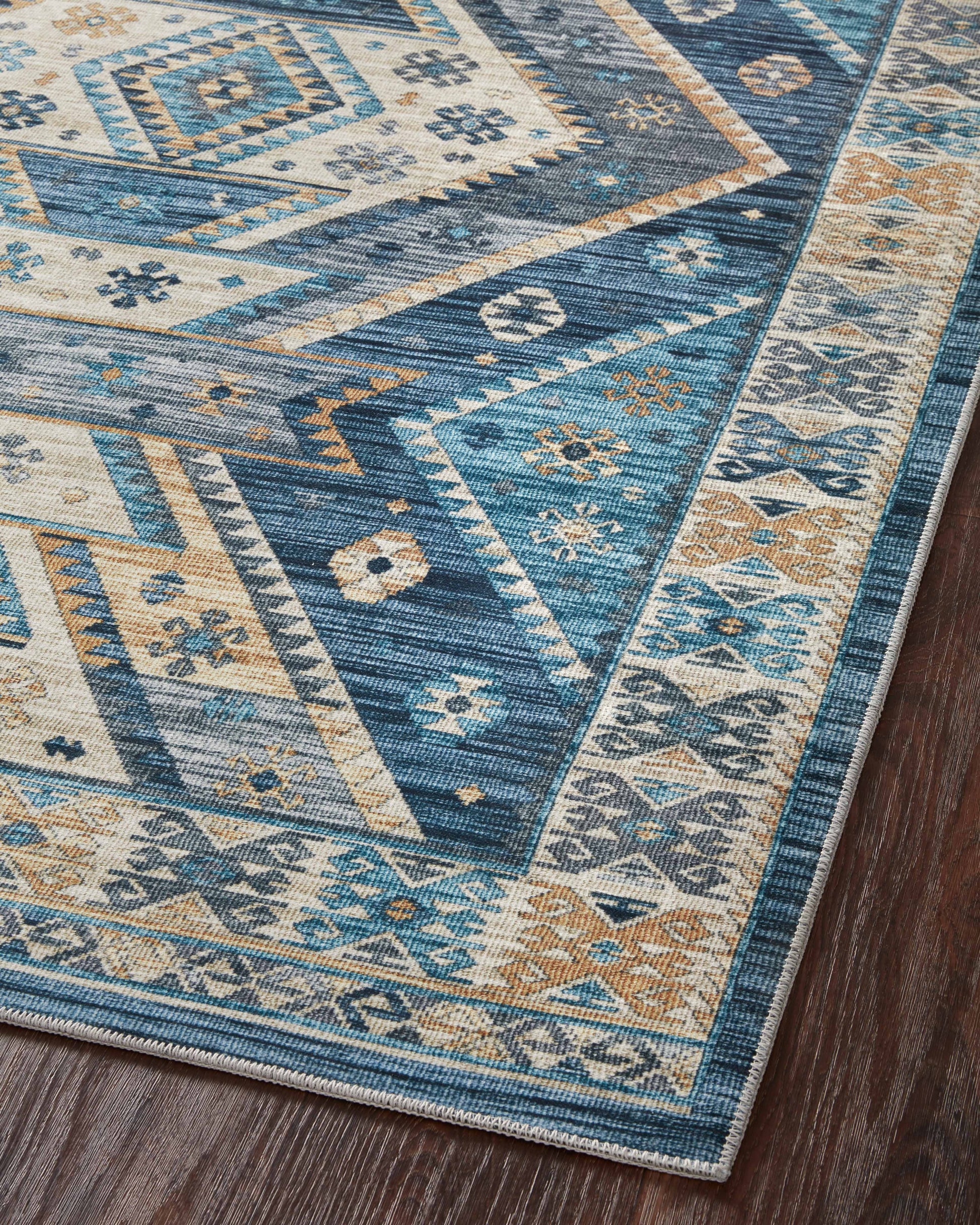 Loloi II Zion ZIO-02 Ocean Gold Traditional Power Loomed Rug