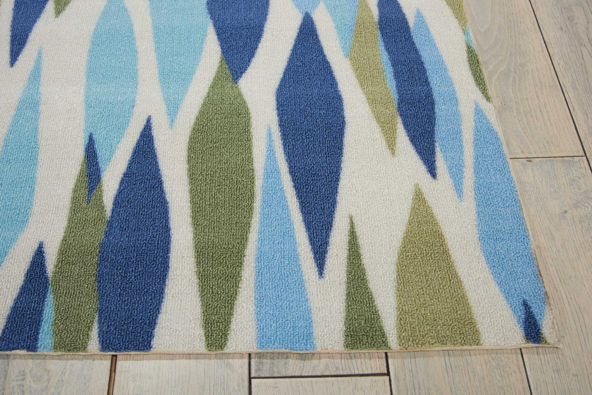 Waverly Sun N Shade SND01 Seaglass Contemporary Machinemade Rug - Rugs - Waverly - Atlanta Designer Rugs