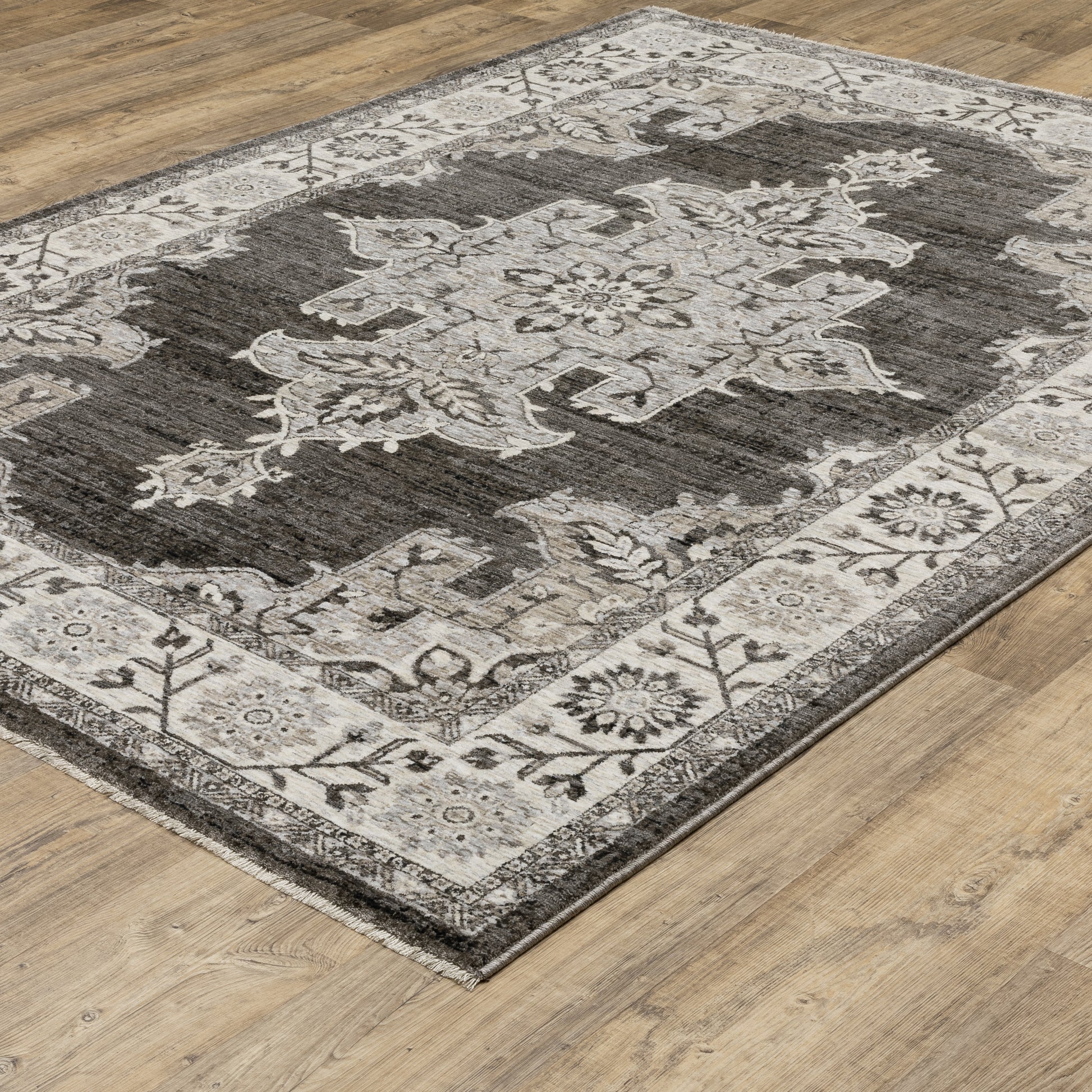 Oriental Weavers Chamberlain CH08B Grey Traditional Machine-Print Rug