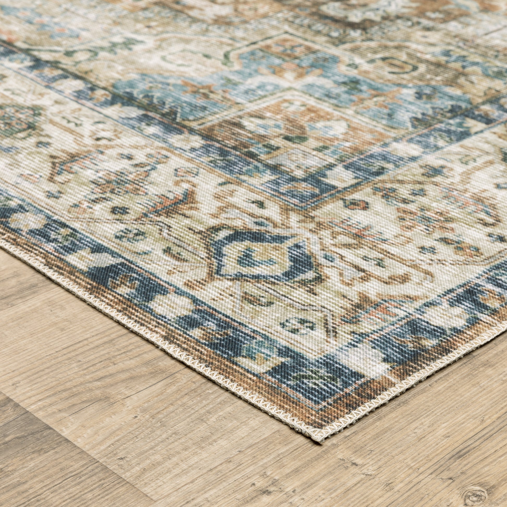 Oriental Weavers Charleston CHA02 Blue Washable Power-Loomed Rug