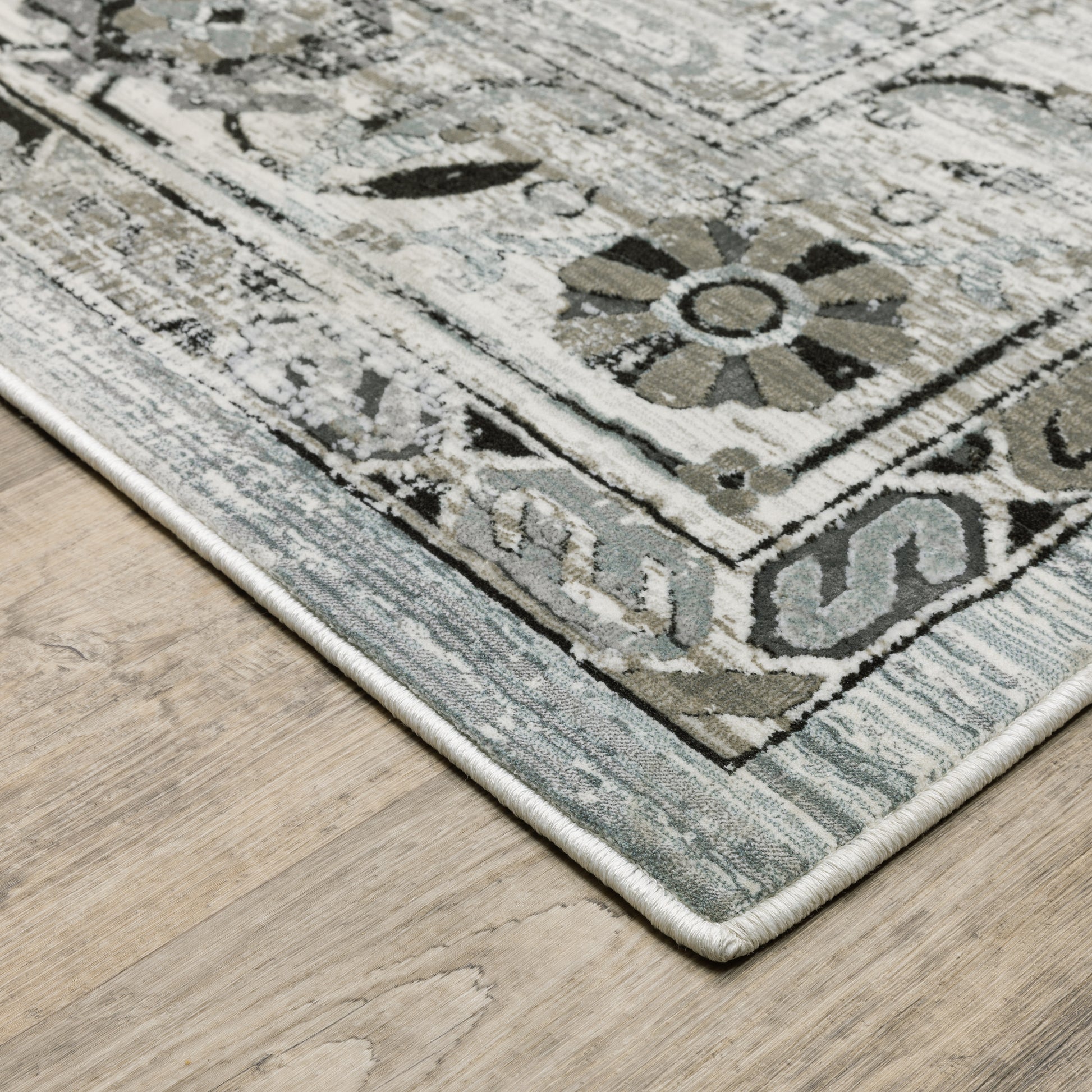 Oriental Weavers Gemini 020Z2 Grey Traditional Power-Loomed Rug