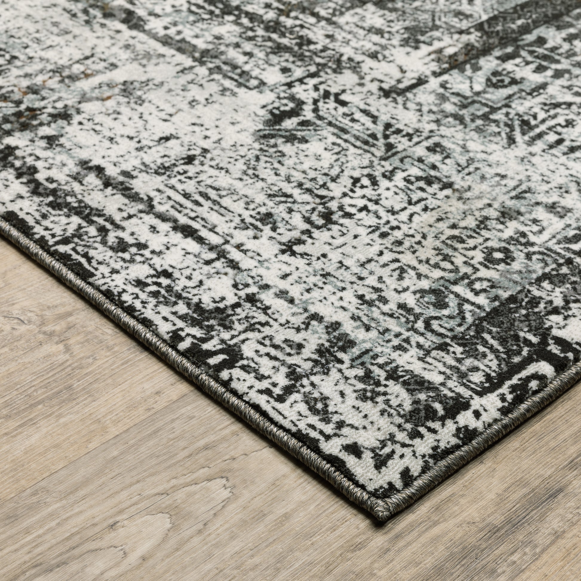 Oriental Weavers Gemini 090O2 Charcoal Traditional Power-Loomed Rug