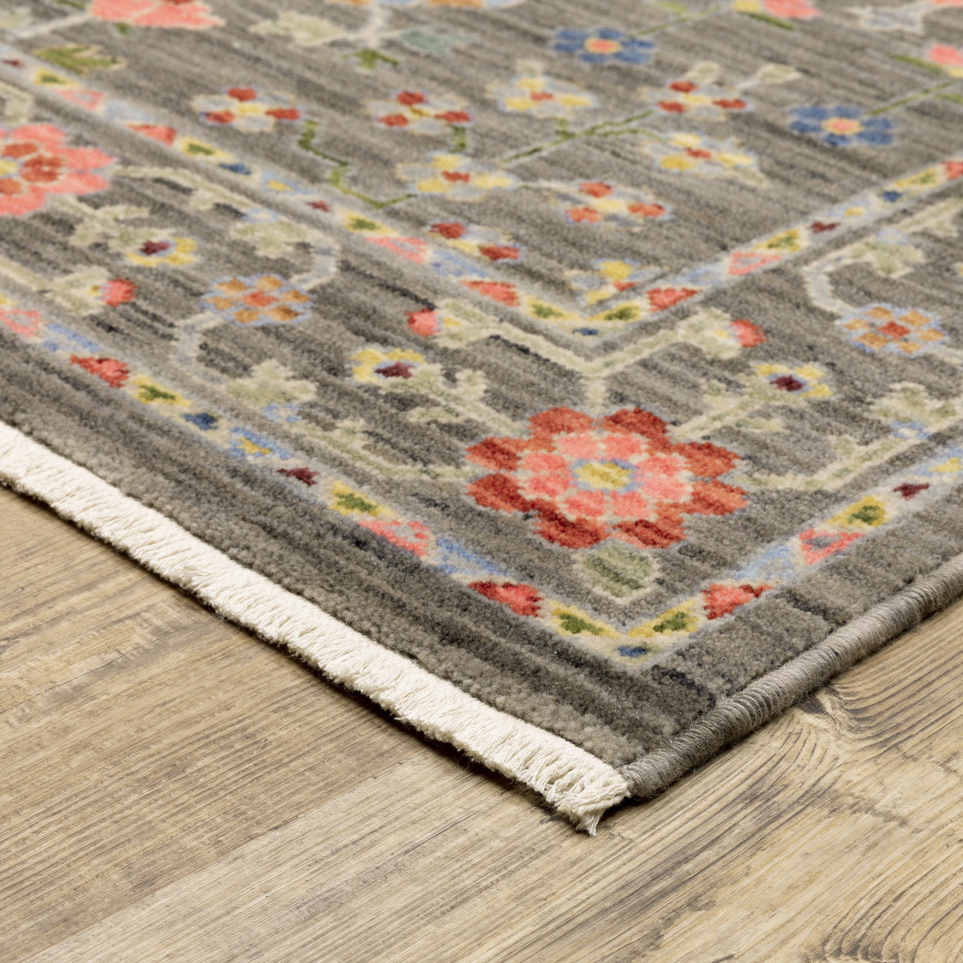 Oriental Weavers Lucca 093K1 Grey Traditional Power-Loomed Rug