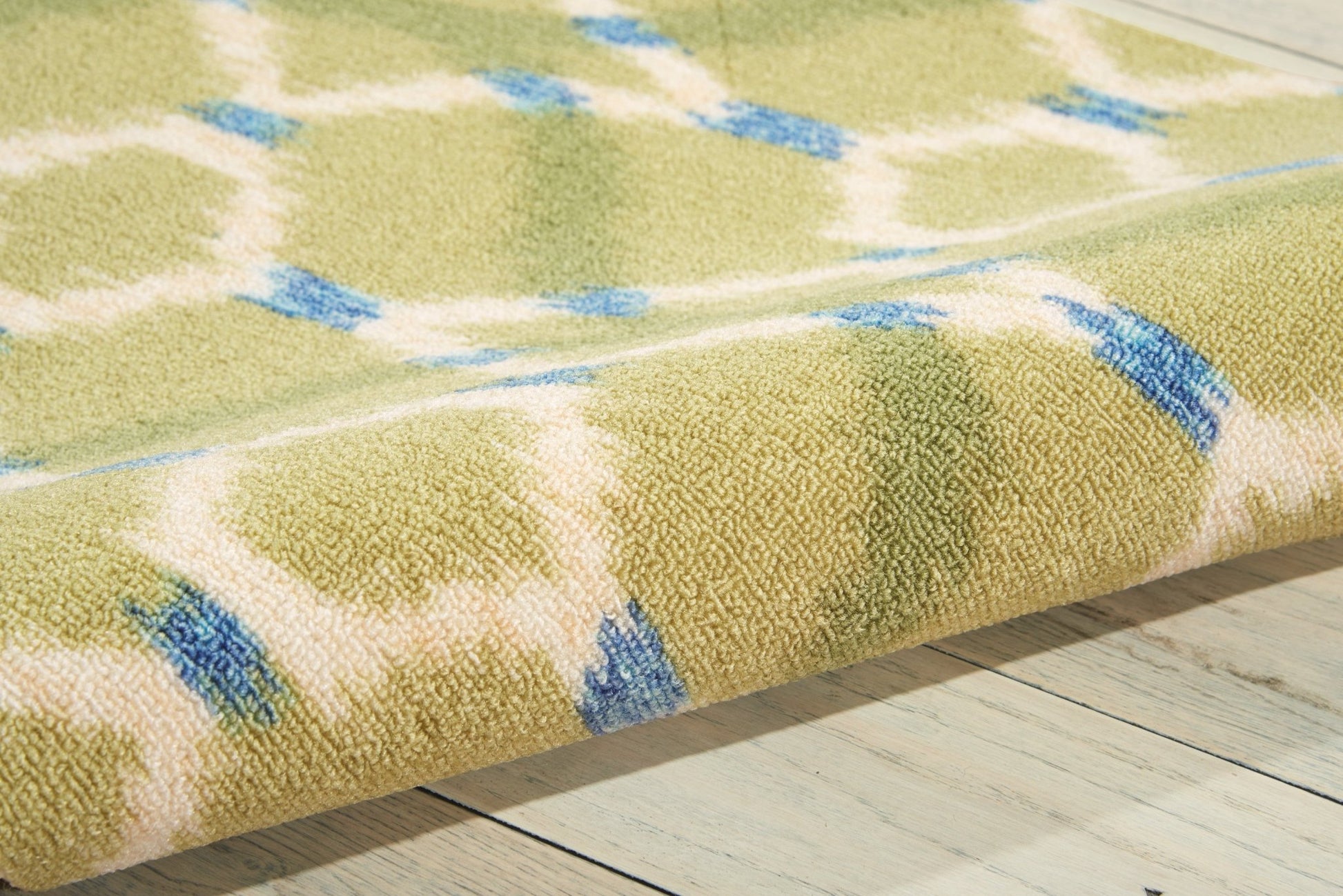 Waverly Sun N Shade SND05 Avocado Transitional Machinemade Rug - Rugs - Waverly - Atlanta Designer Rugs