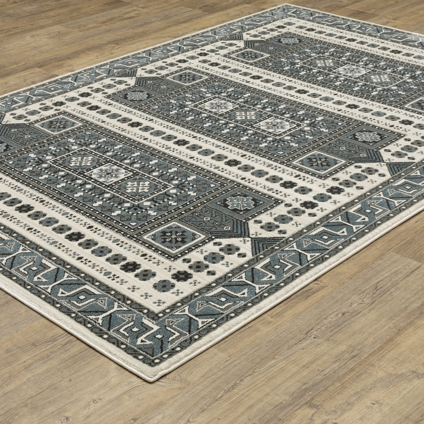 Oriental Weavers Raylan RAY01 Grey Casual Power-Loomed Rug