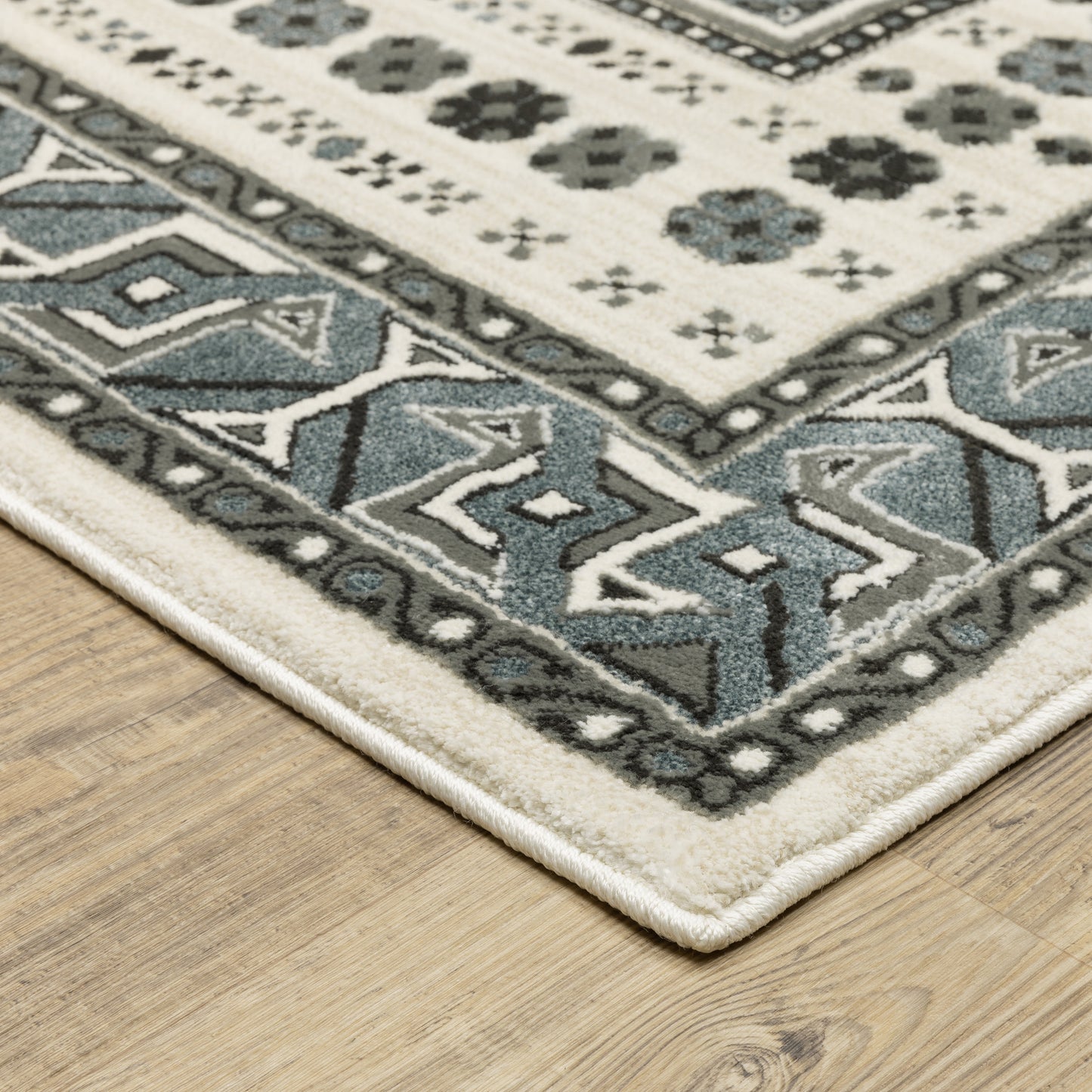 Oriental Weavers Raylan RAY01 Grey Casual Power-Loomed Rug