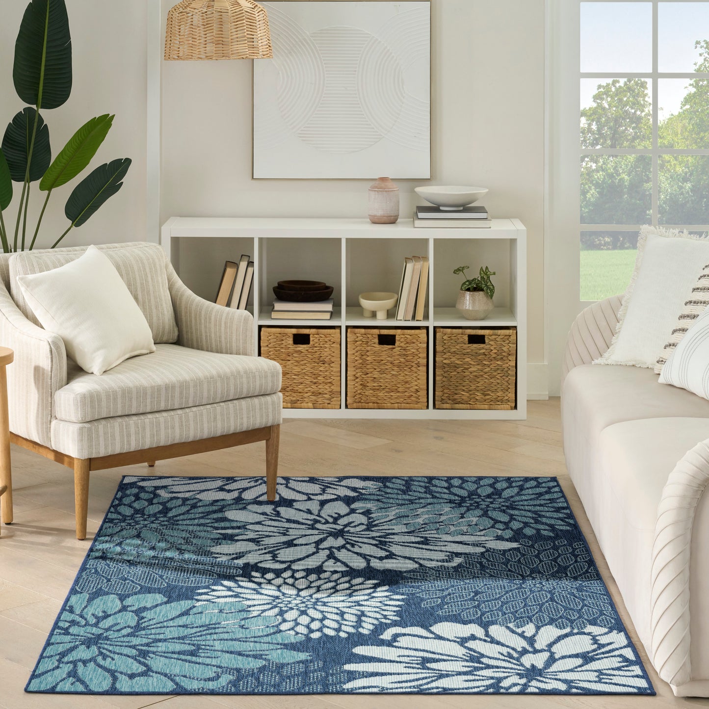 Nourison Home Garden Oasis  Navy  Contemporary