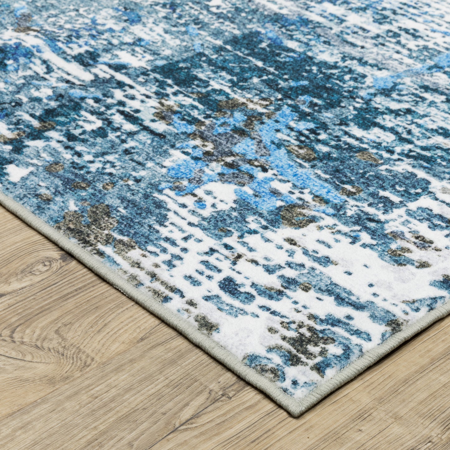 Oriental Weavers Sumter SUM14 Blue Ivory Washable Machine-Print Rug