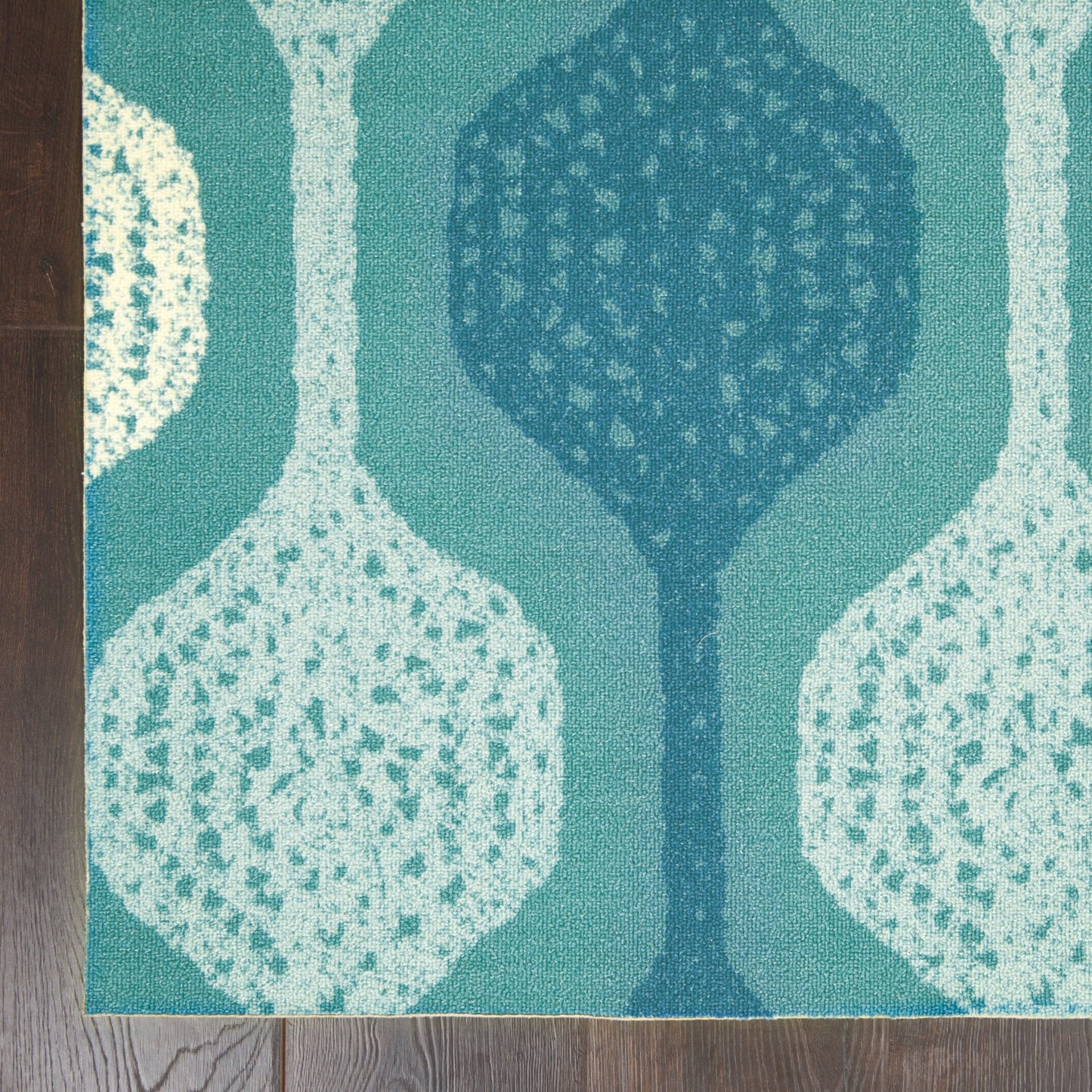 Waverly Sun N Shade SND70 Aqua Contemporary Machinemade Rug - Rugs - Waverly - Atlanta Designer Rugs