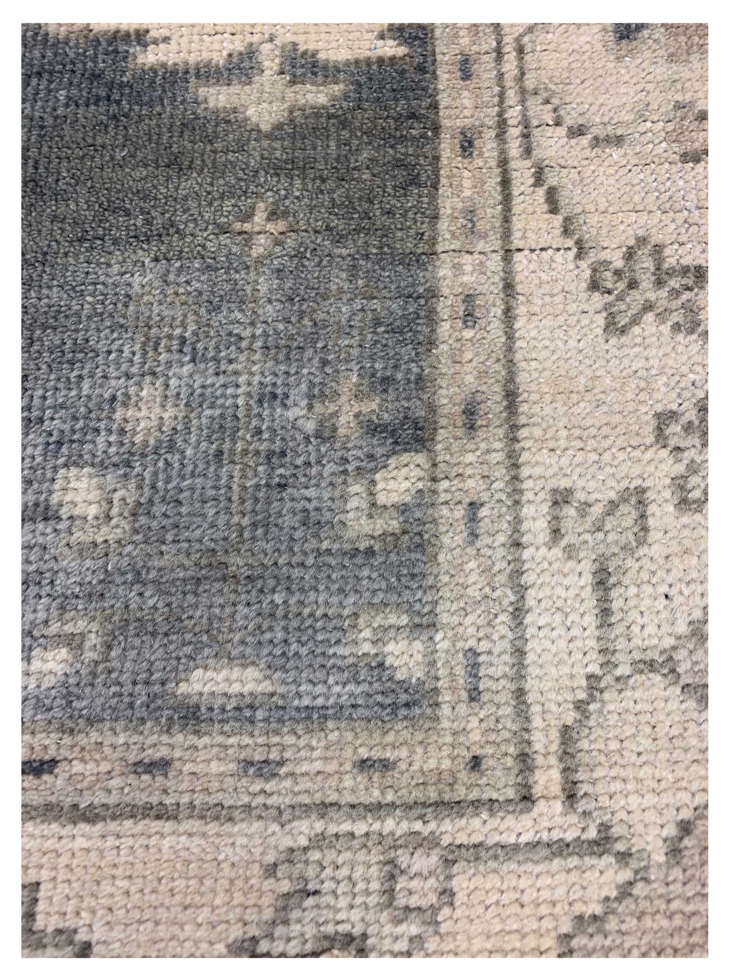 Artisan Emma Grey Beige Traditional Knotted Rug - Rugs - Artisan - Atlanta Designer Rugs