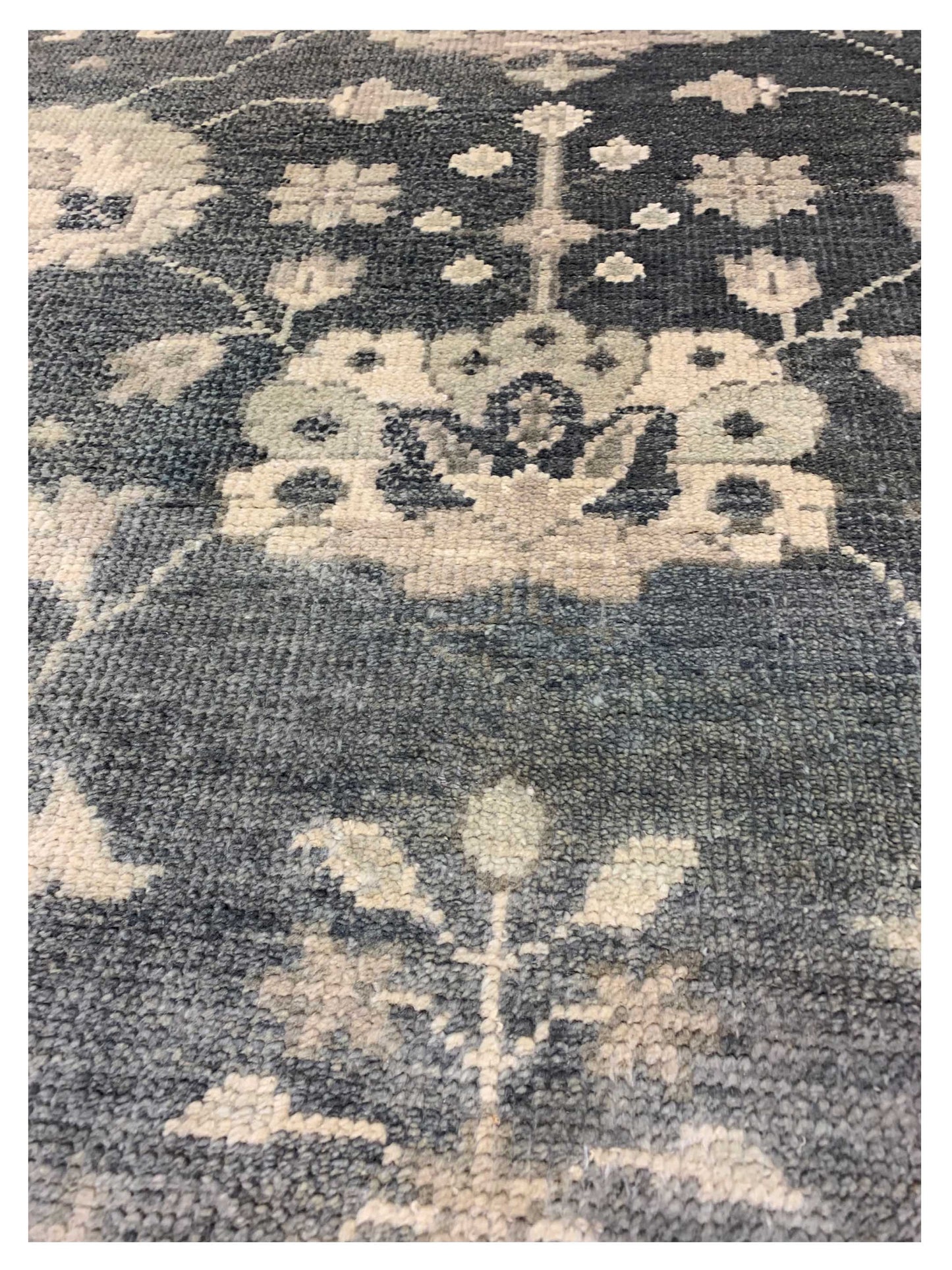 Artisan Emma Grey Beige Traditional Knotted Rug - Rugs - Artisan - Atlanta Designer Rugs