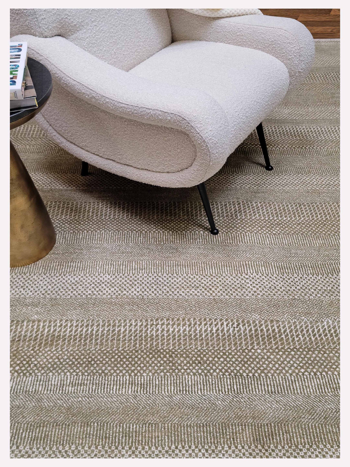 Artisan Vera Grass Olive Transitional Knotted Rug