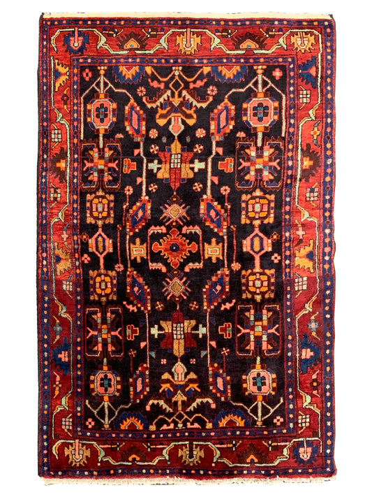 Artisan Persian Traditions 305748 Black Traditional Knotted Rug